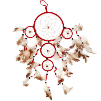 Dream catcher traditional, ornament pentru protectie, 5 cercuri, rosu cu pene albe/crem